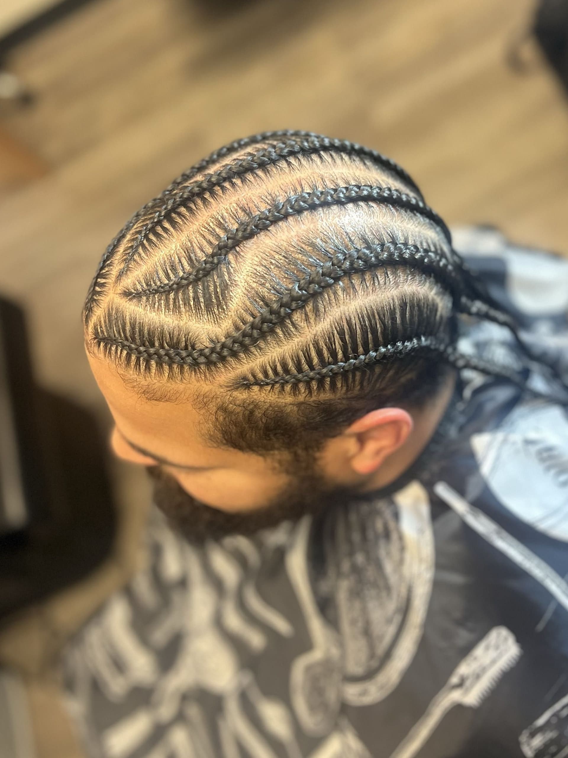 8 Feedins hair included 