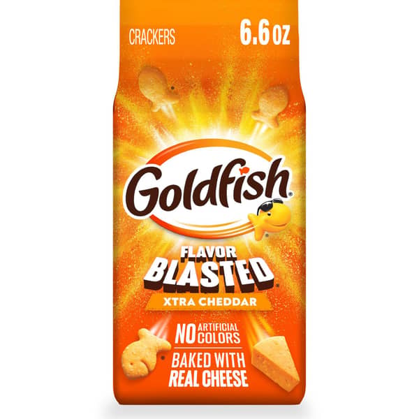Goldfish Flavor Blasted Xtra Cheddar Baked Snack Crackers