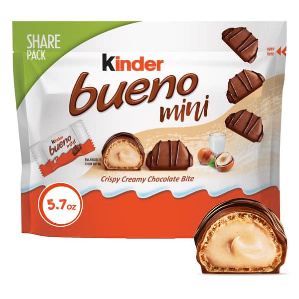 Kinder Bueno Mini Chocolate Bars with Crispy Wafer and Hazelnut Cream Share Pack