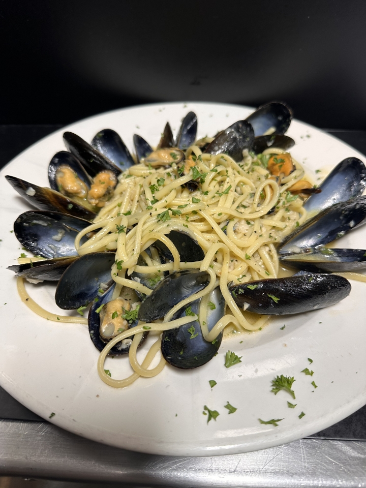 D Linguine with Mussels